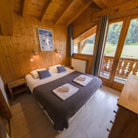 Hauts Forts Prodains Mountain Voyages * Morzine